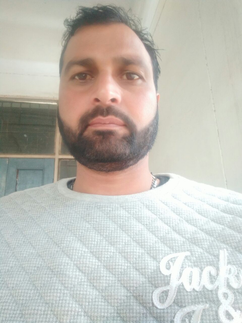 Sh. Varinder Bhatt